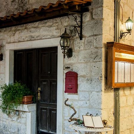 Short Street Apartments Kaštela Eksteriør bilde